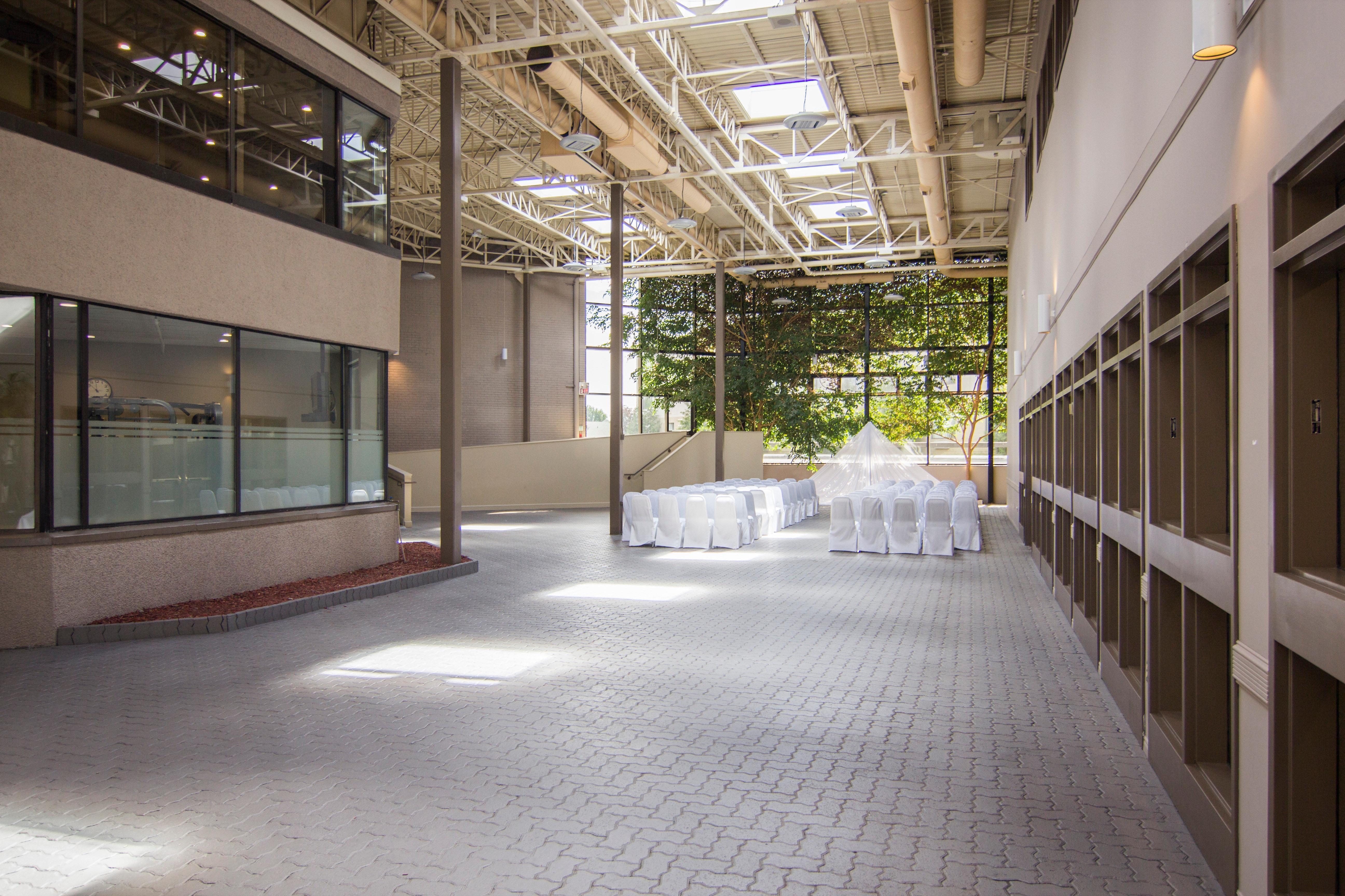 Holiday Inn Sudbury By Ihg Εξωτερικό φωτογραφία