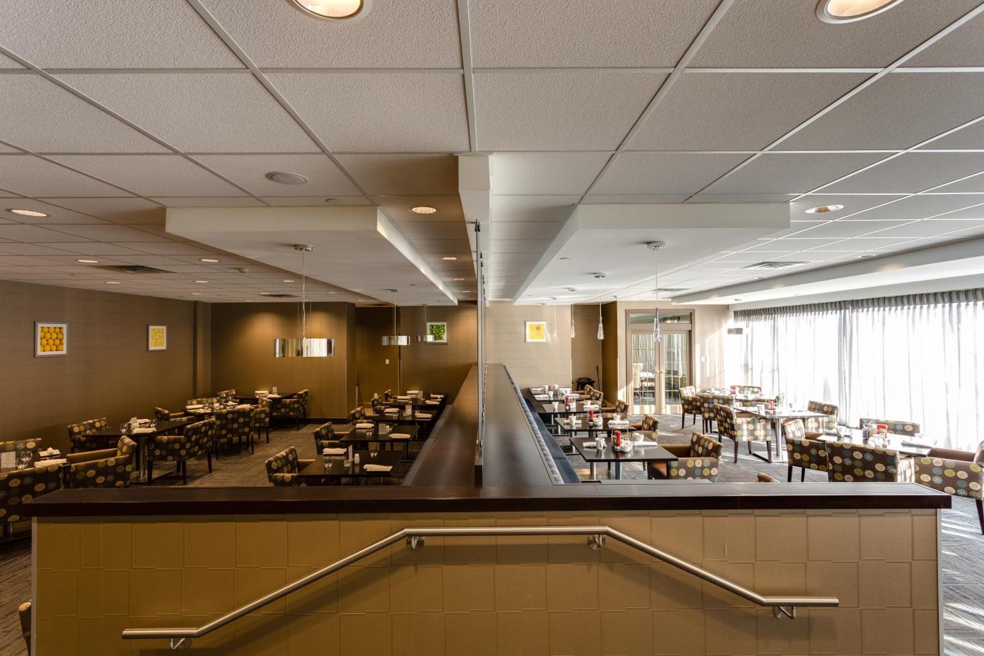 Holiday Inn Sudbury By Ihg Εξωτερικό φωτογραφία