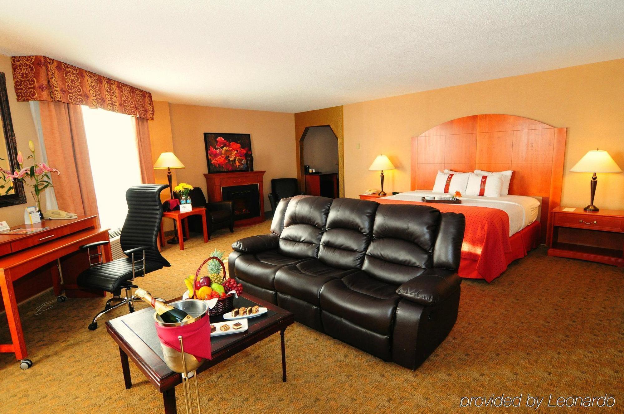 Holiday Inn Sudbury By Ihg Εξωτερικό φωτογραφία