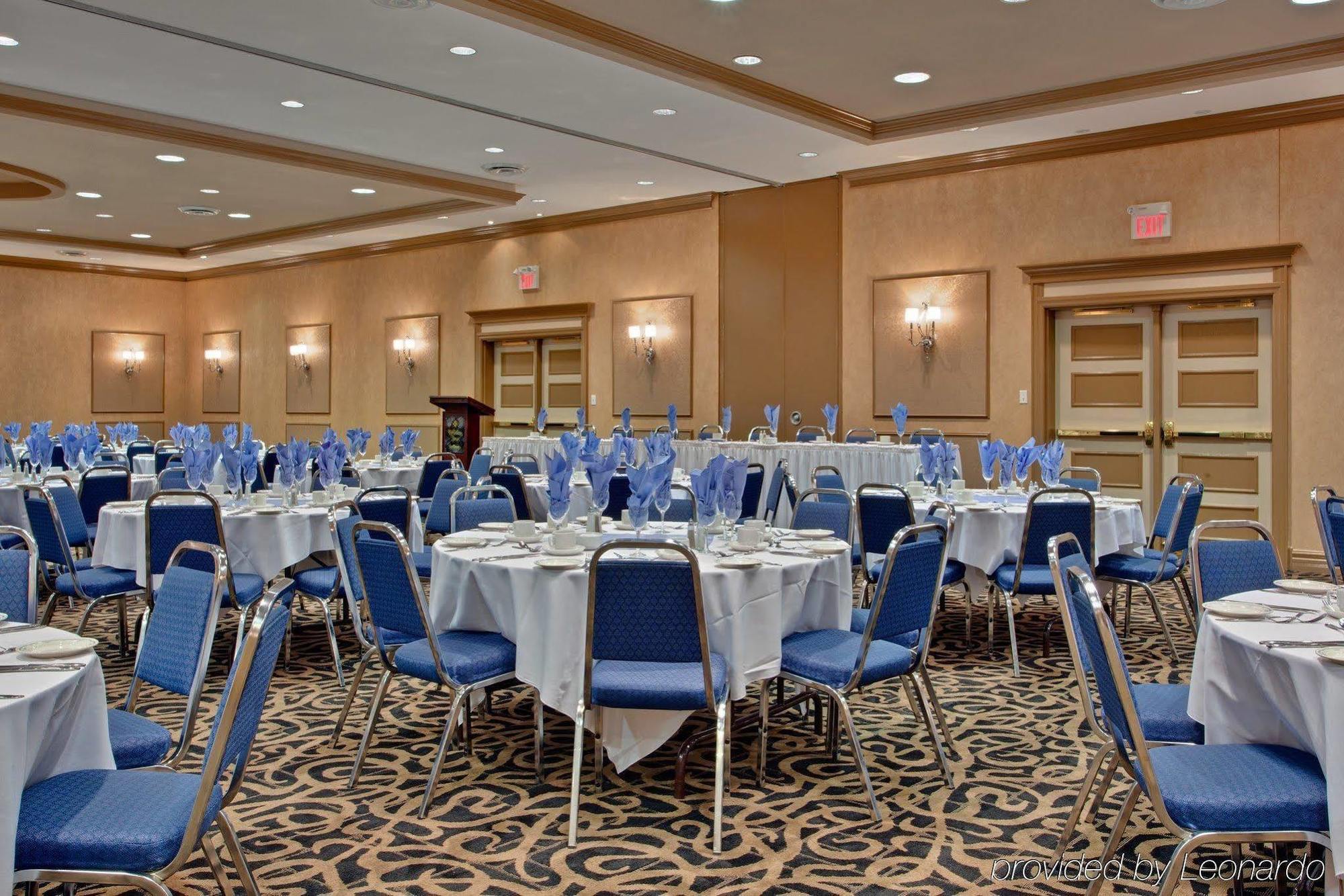Holiday Inn Sudbury By Ihg Εστιατόριο φωτογραφία
