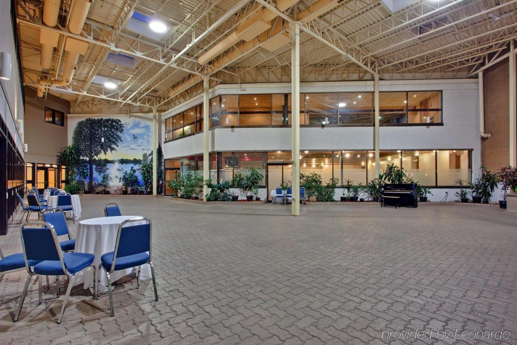 Holiday Inn Sudbury By Ihg Εσωτερικό φωτογραφία